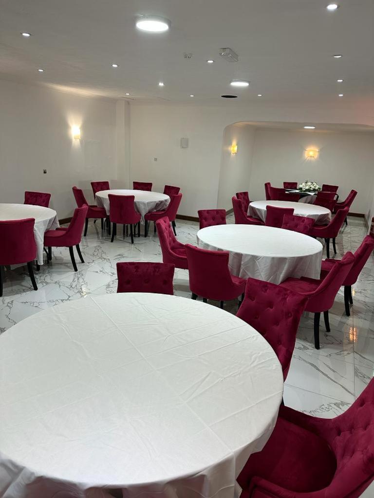 Oyo Stay Inn Express, Cambridge Papworth Everard Exterior foto